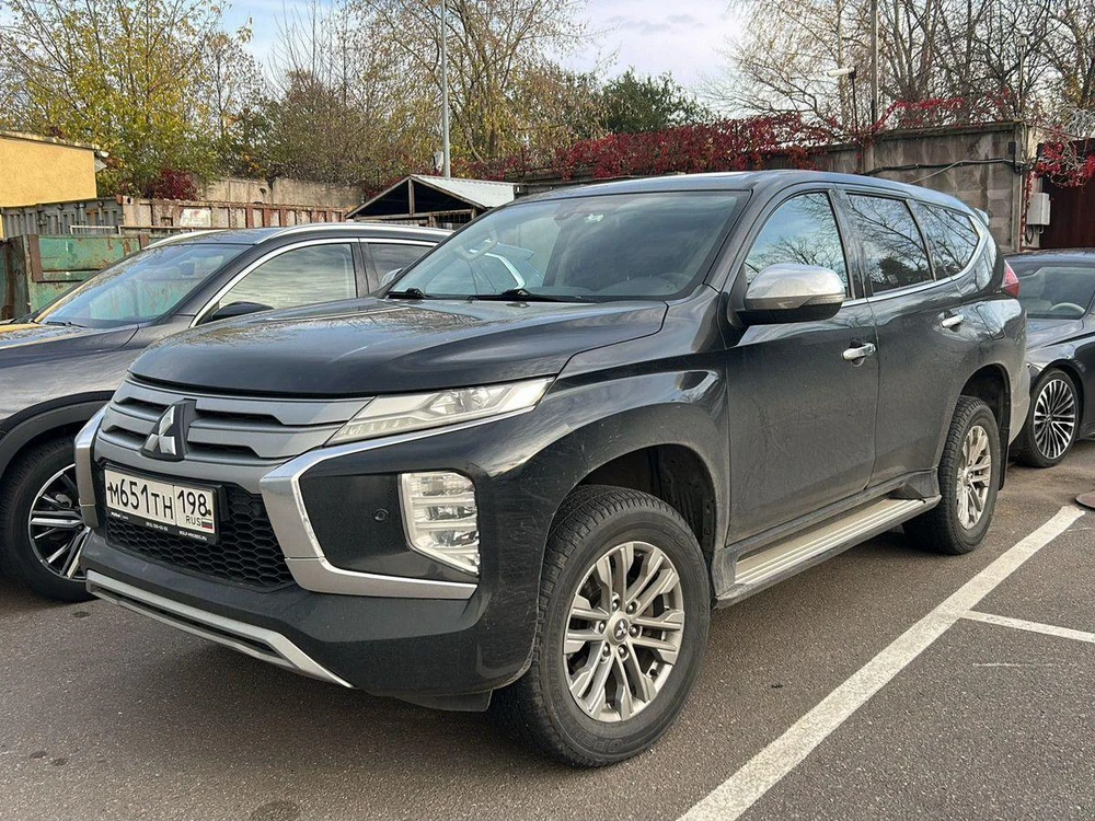 Pajero Sport Ultimate 3.0 AT 4WD (209 л.с.)