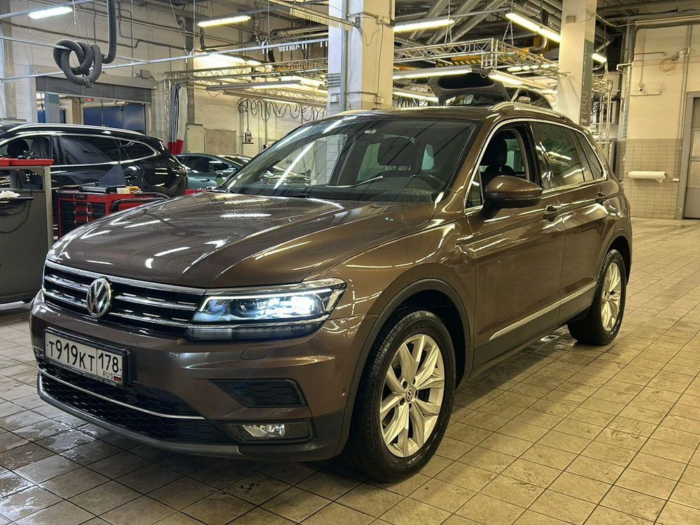 Tiguan Comfortline 1.4 AMT 4WD (150 л.с.)