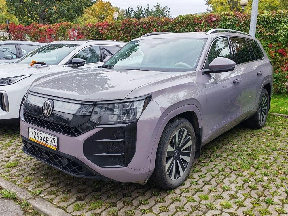 Teramont Peak 2.0 AMT 4WD (272 л.с.)