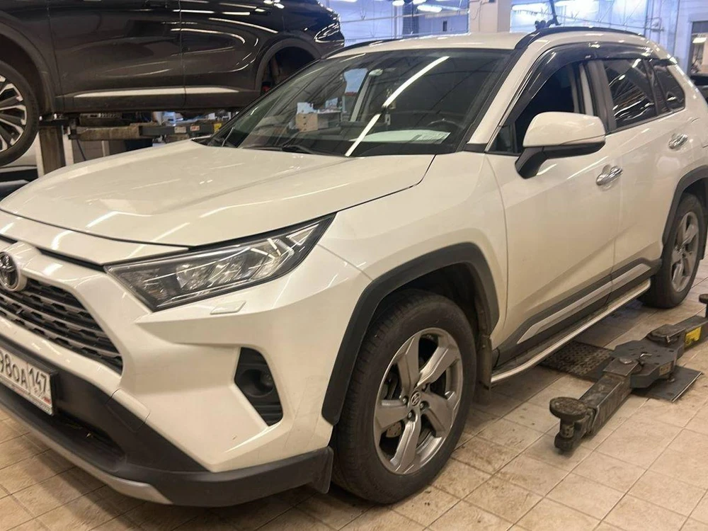 RAV4 Comfort 2.0 CVT 4WD (149 л.с.)