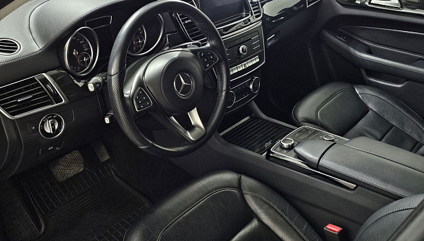 GLS Base 350 3.0d AT 4Matic (249 л.с.) фото 8
