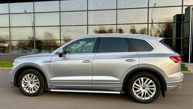 Touareg Business 3.0d AT 4WD (249 л.с.) фото 3