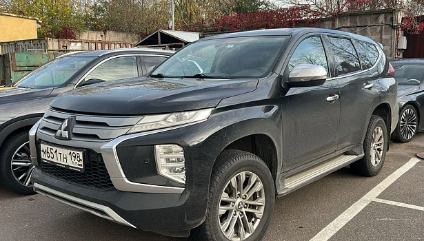 Pajero Sport Ultimate 3.0 AT 4WD (209 л.с.) фото 1