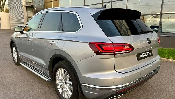 Touareg Business 3.0d AT 4WD (249 л.с.) фото 4