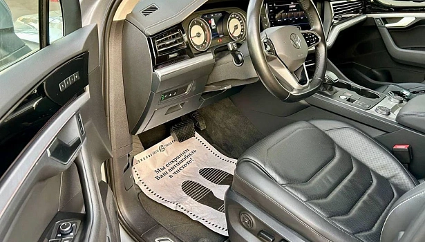 Touareg Business 3.0d AT 4WD (249 л.с.) фото 8
