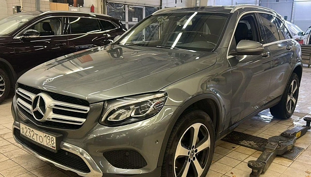 GLC Особая серия 250 2.1d AT 4Matic (204 л.с.) фото 1